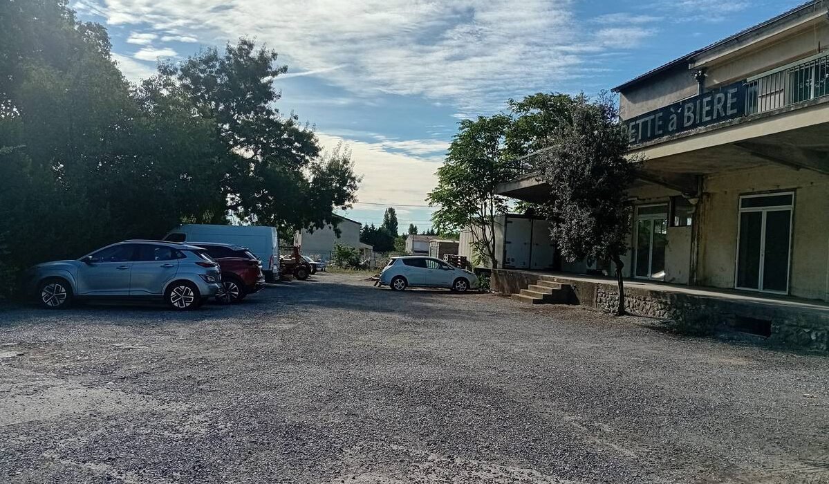 commercial clermont l hérault a