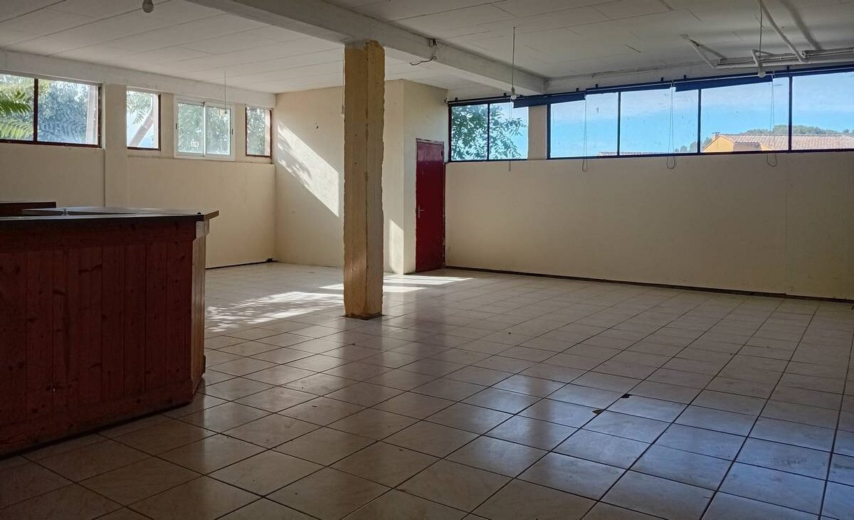 commercial clermont l hérault g