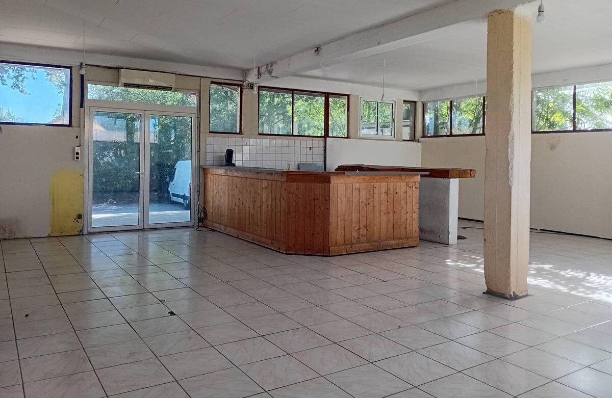 commercial clermont l hérault h